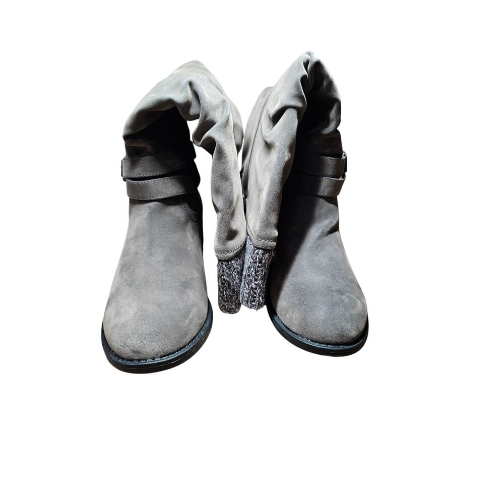 Torrid 4B Grey Oil Suede Sweater Topped Boots Size 9.5